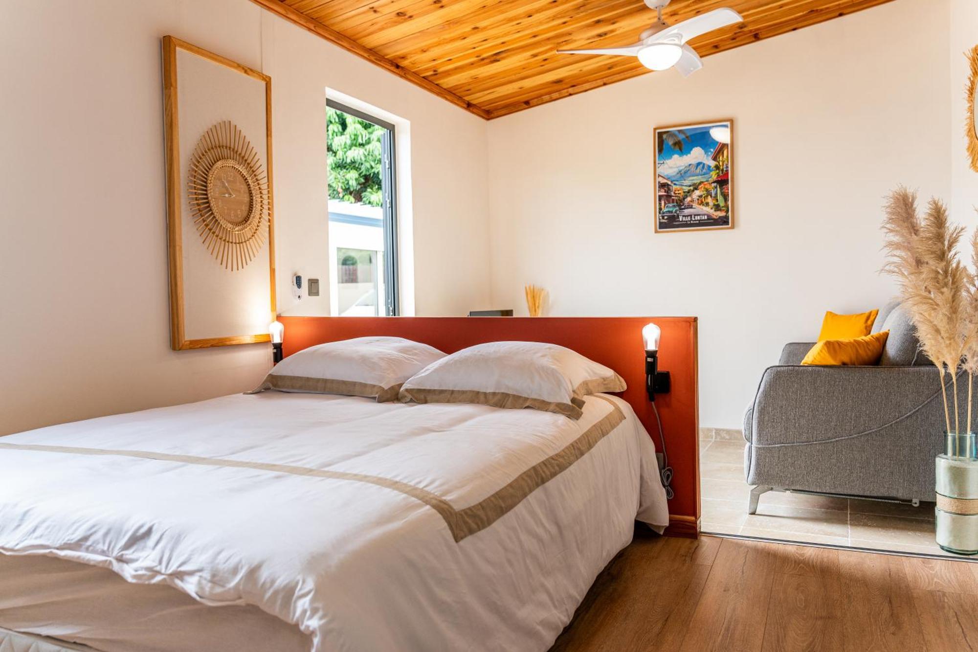 Bungalow L'Escale De Takamaka Saint-Benoît Exteriér fotografie