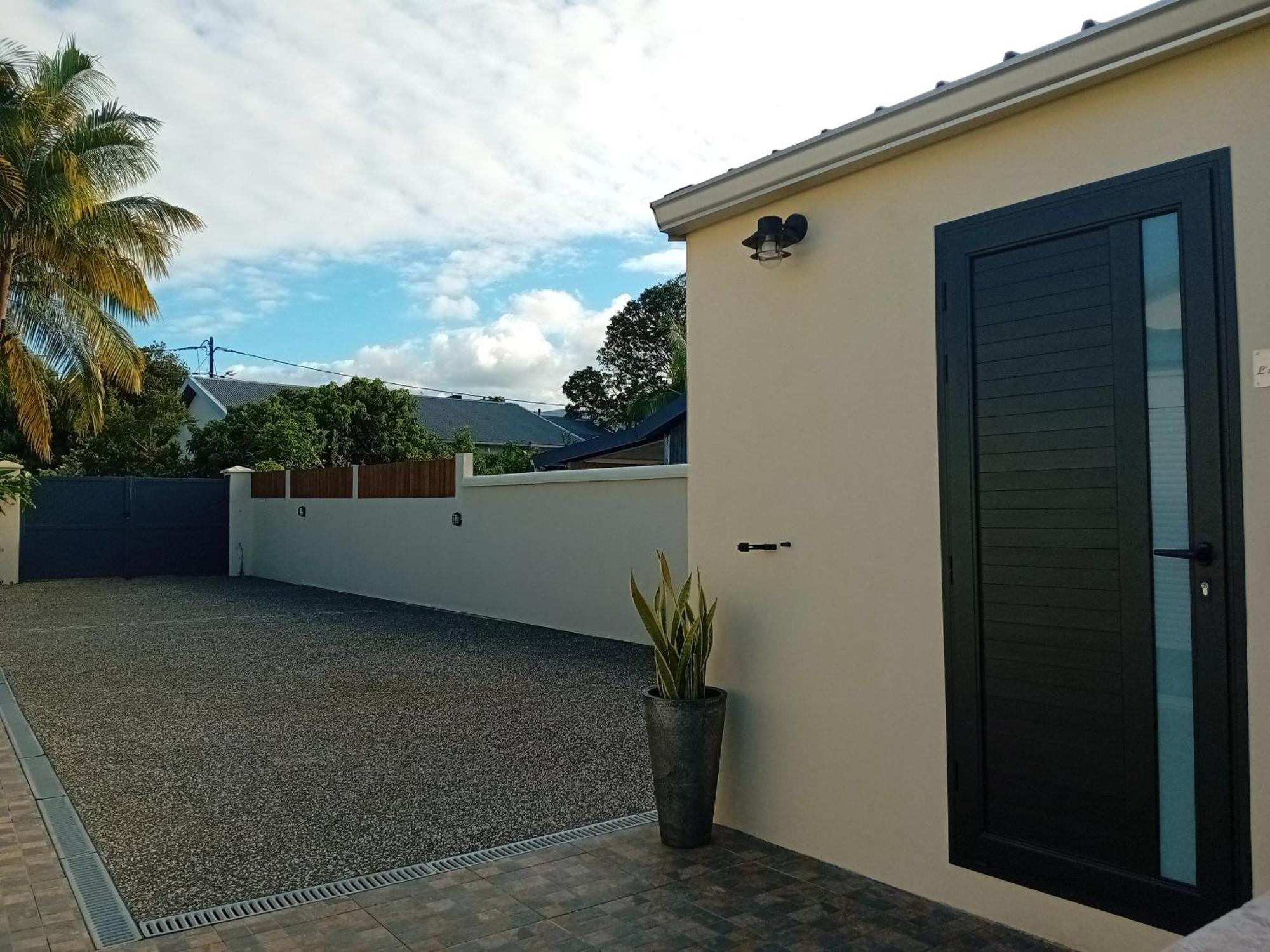 Bungalow L'Escale De Takamaka Saint-Benoît Exteriér fotografie