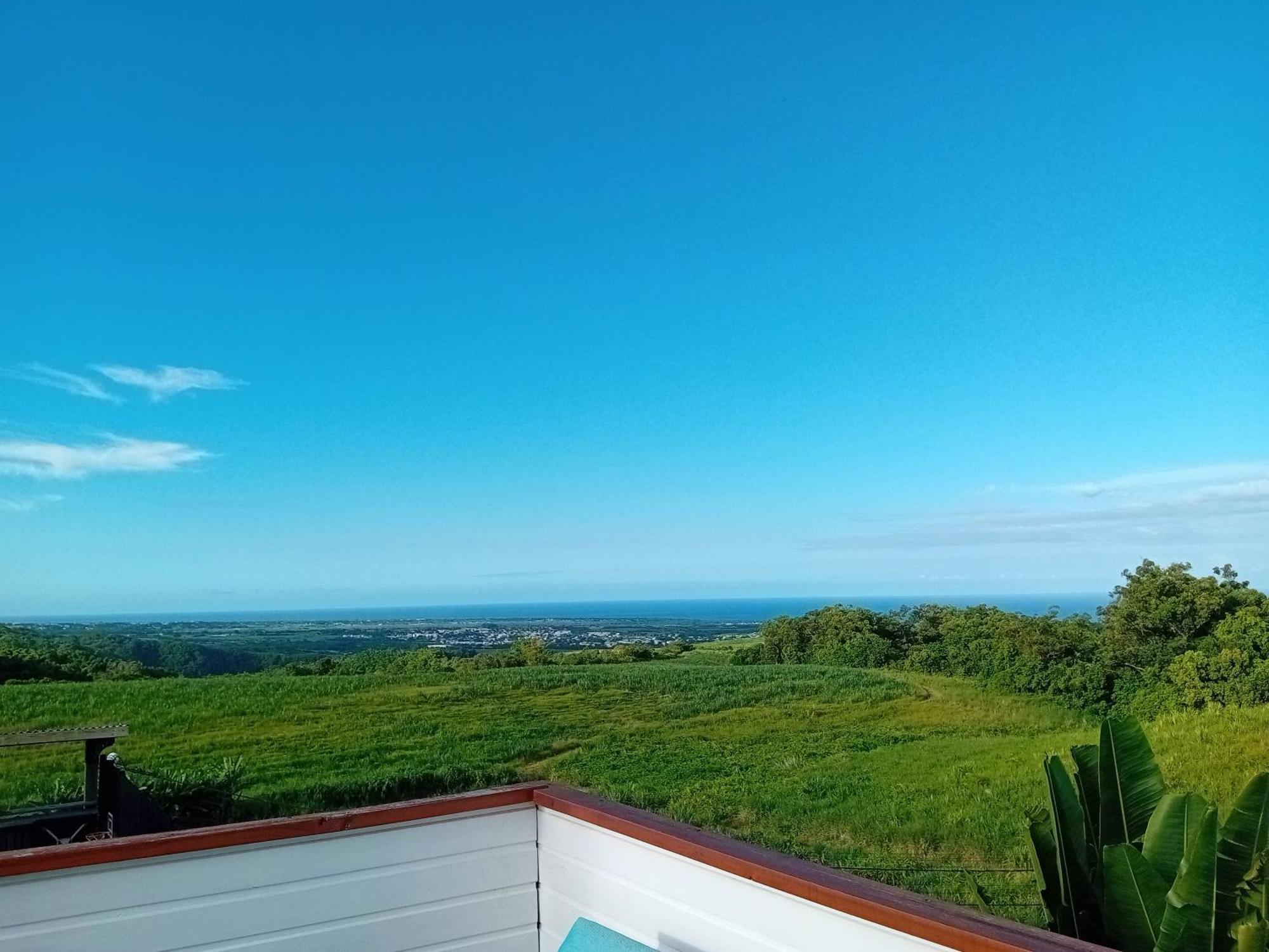 Bungalow L'Escale De Takamaka Saint-Benoît Exteriér fotografie